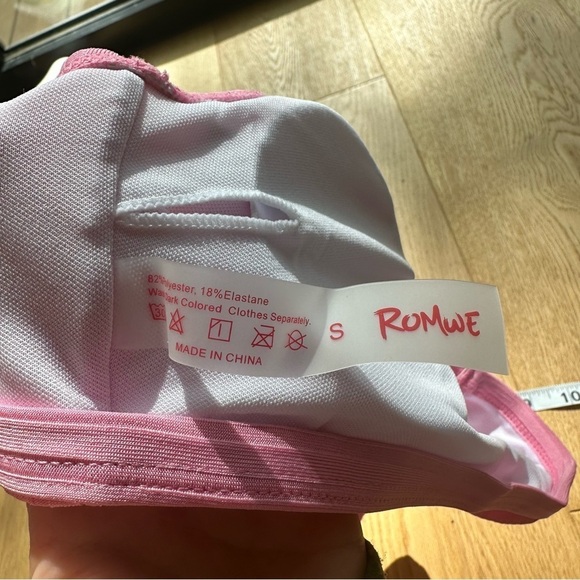 NEW ROMWE PINK  RIBBED BIKINI - S - Picture 8 of 9